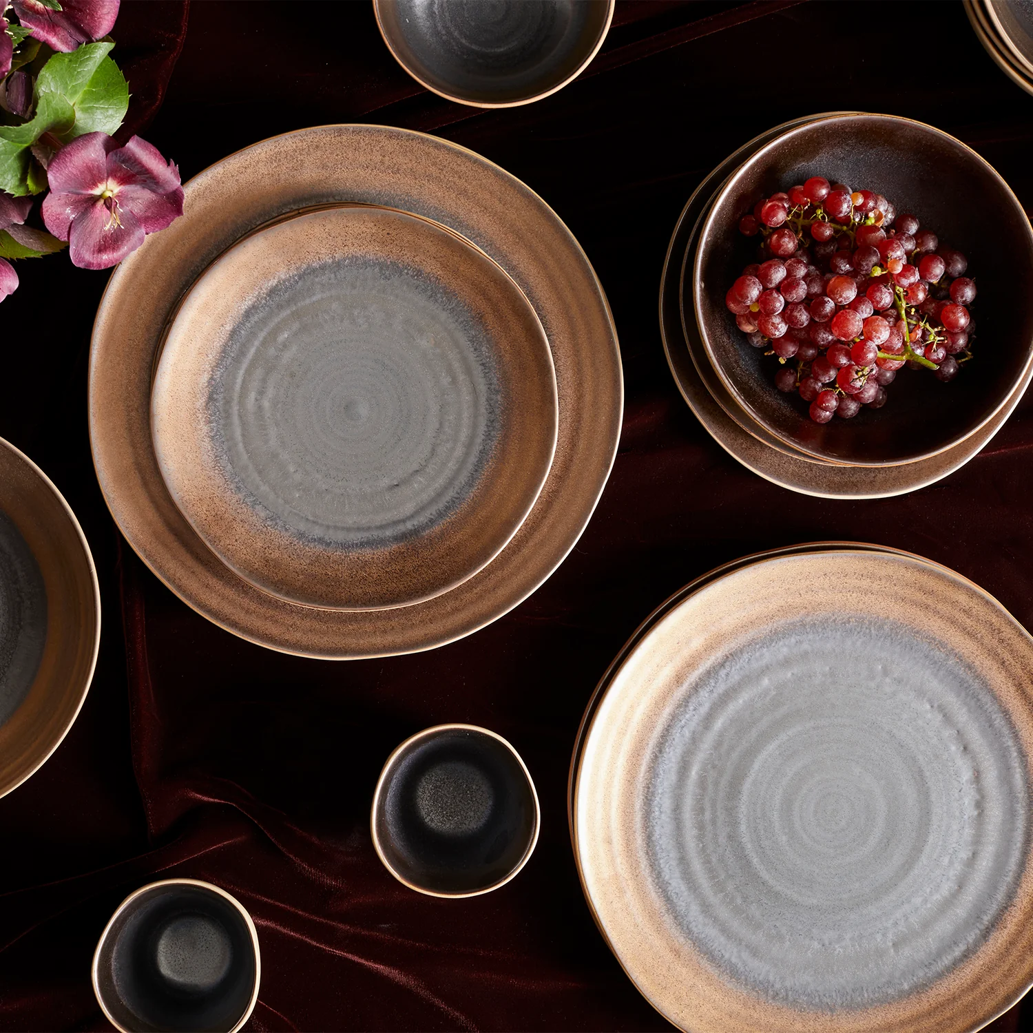Akita Stoneware Salad Plate, Set of 4 - Image 5