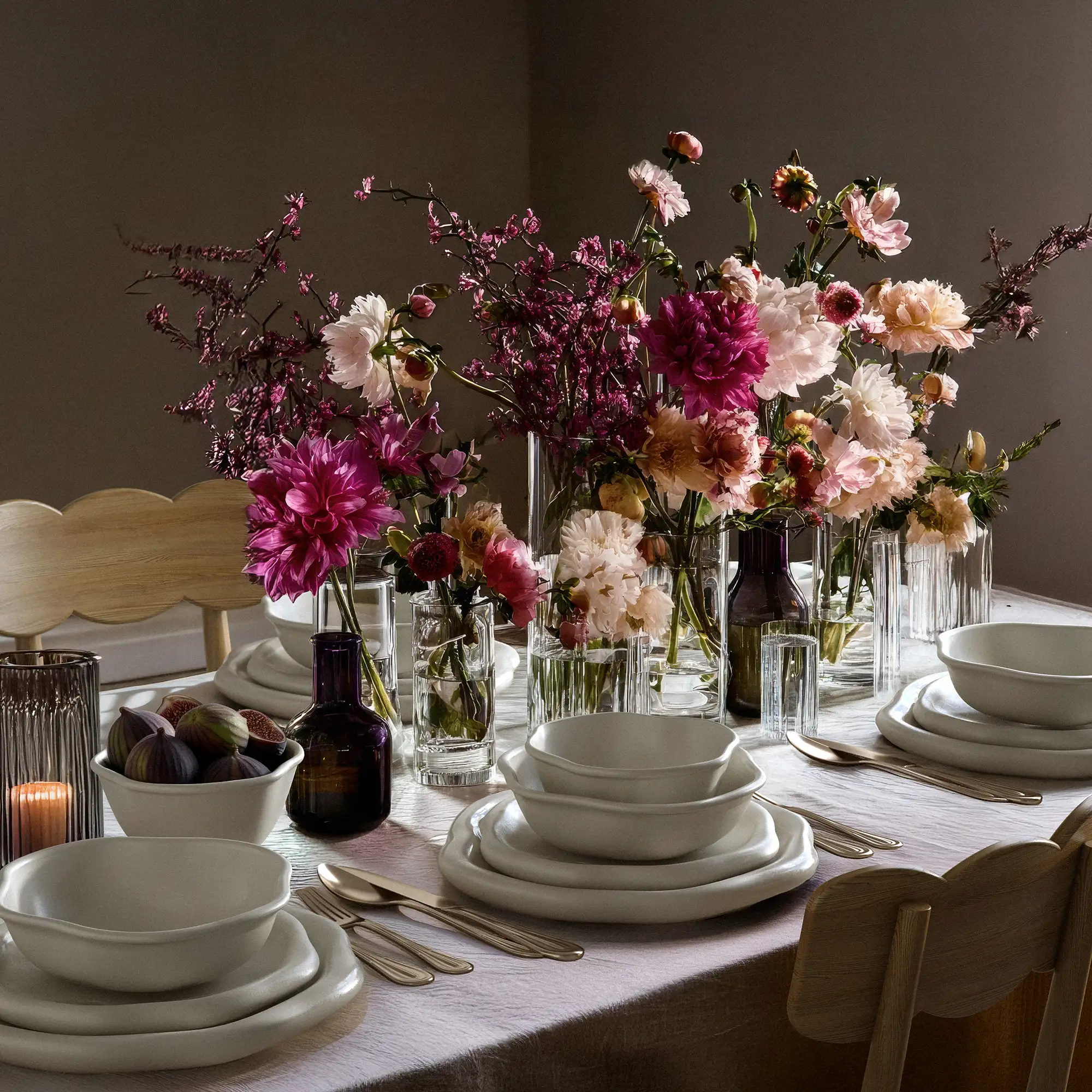 Amorphous Dinnerware Set, Set of 16 - Image 3