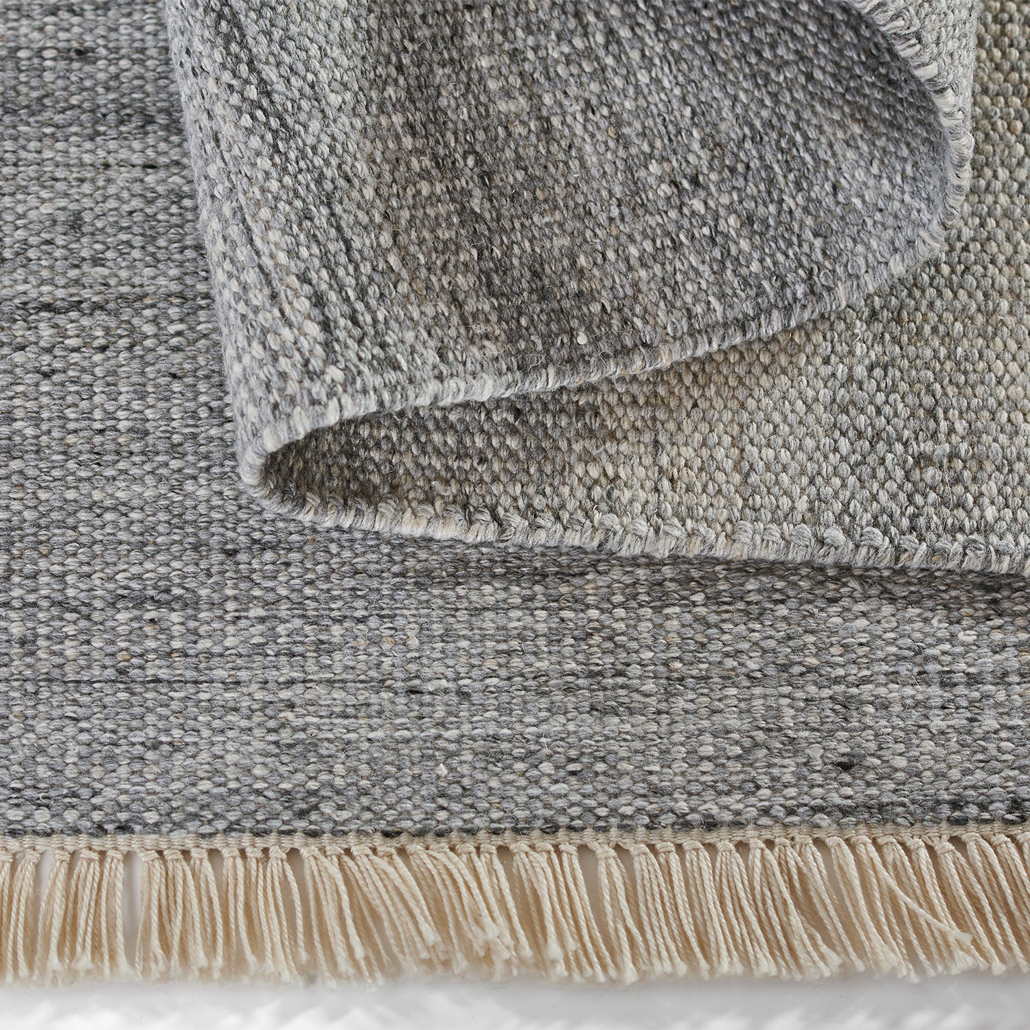 Andoise Outdoor Rug (Silver) - Image 3