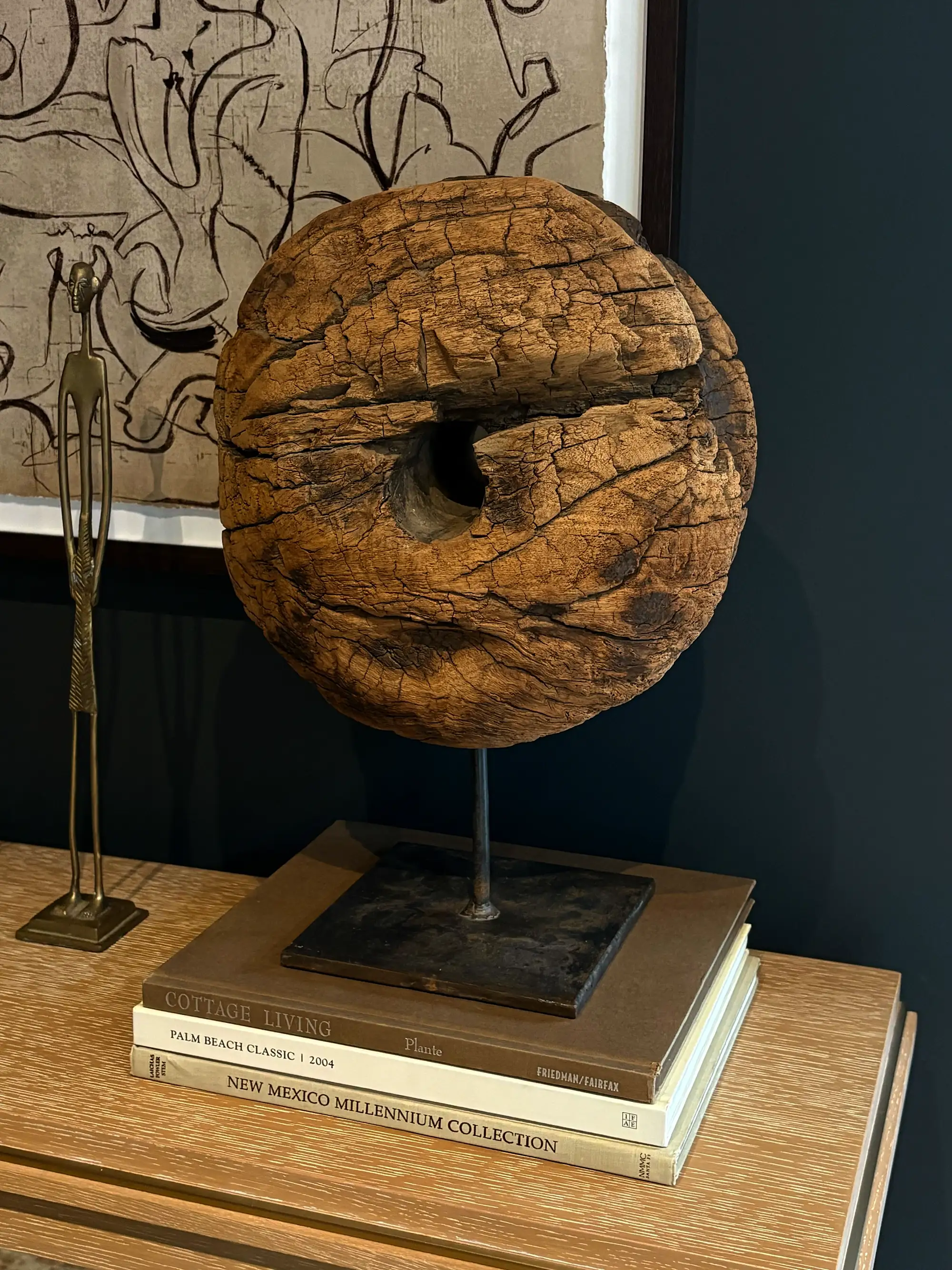 Antique Water Well Pulley Sculpture – Reclaimed Wood on Iron Base - Image 4