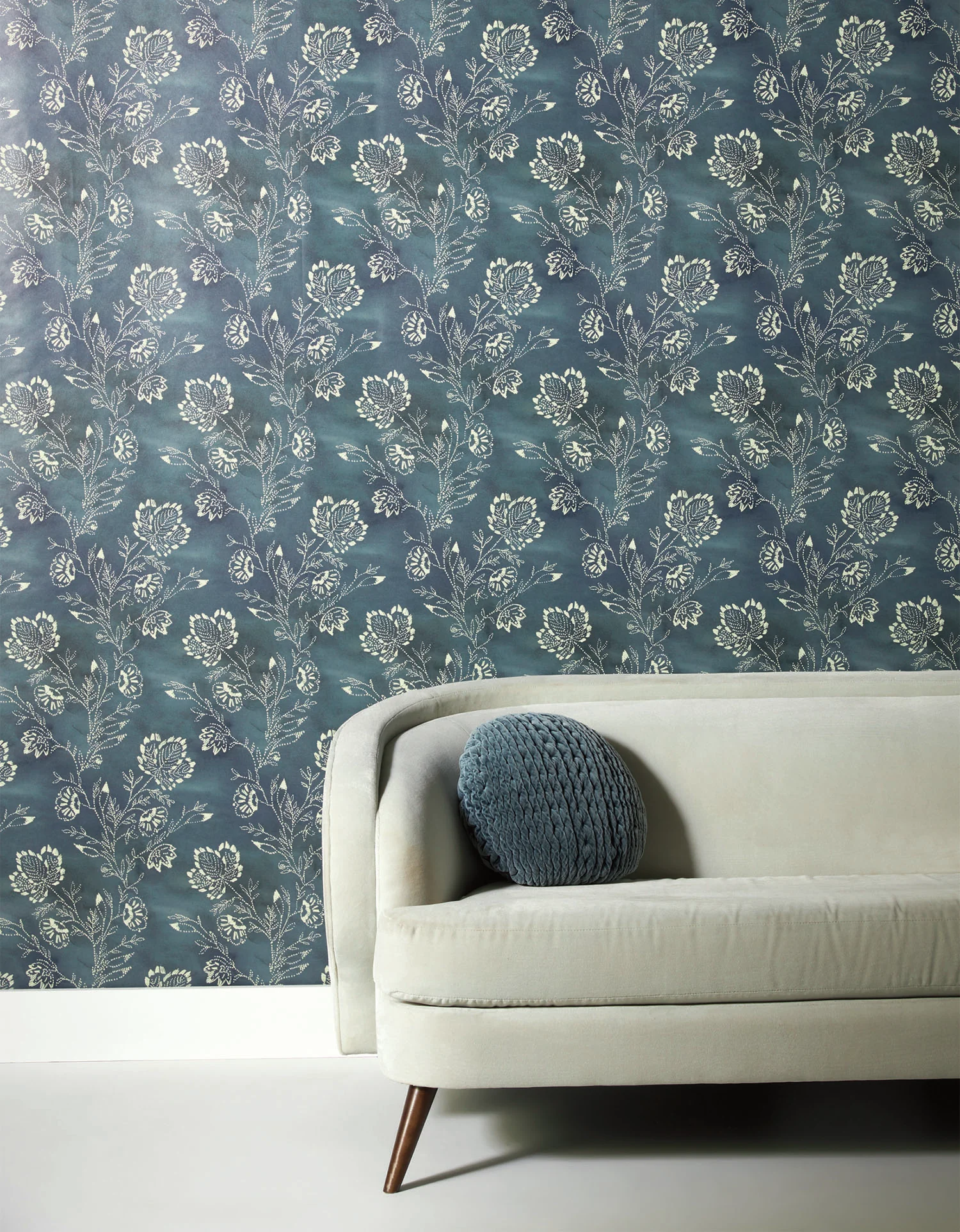 Barbier Navy Wallpaper - Image 4