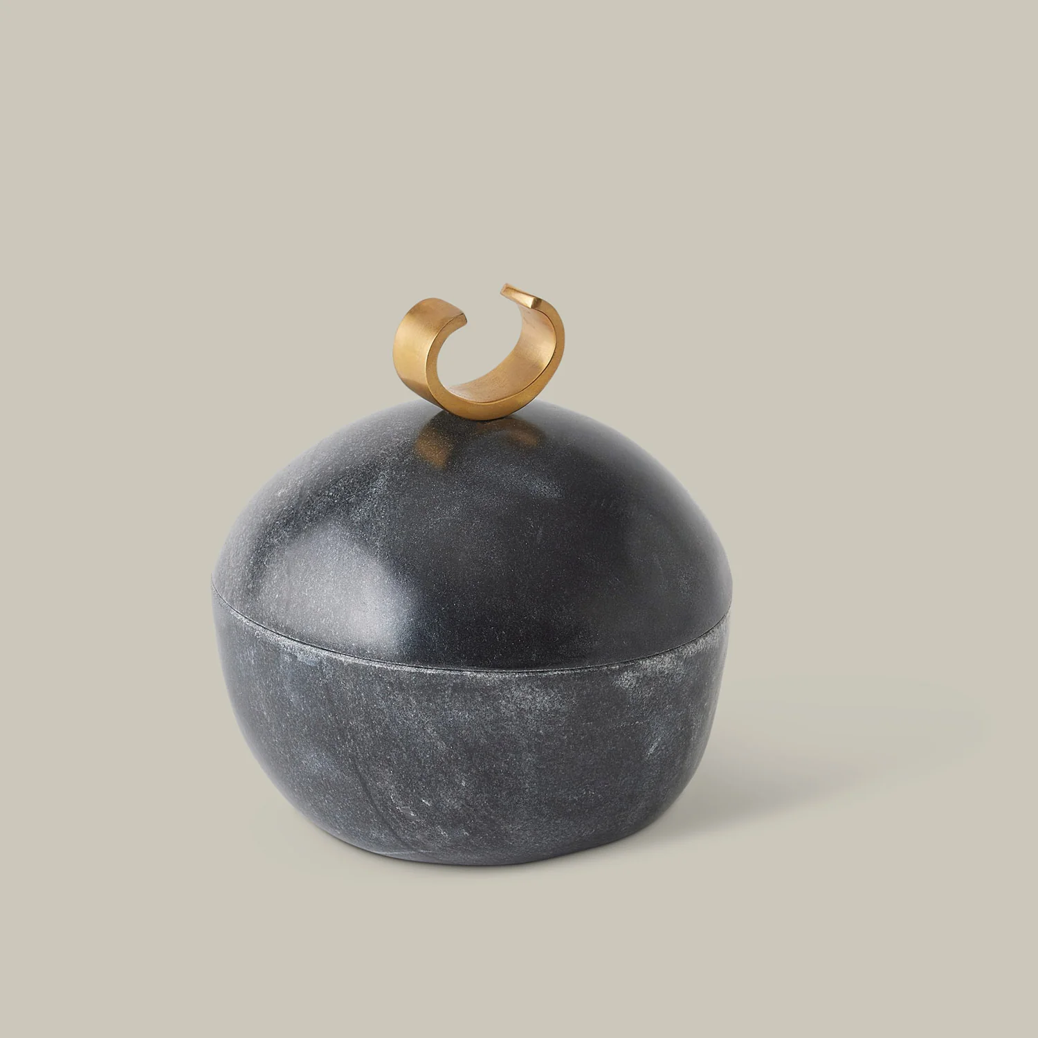Caillou Lidded Pots (Black Marble) - Image 3
