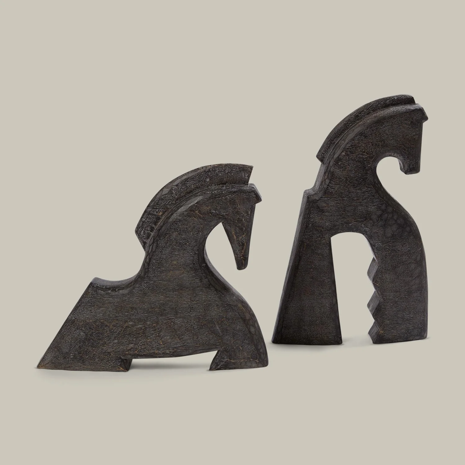 Cheval Object - Image 4