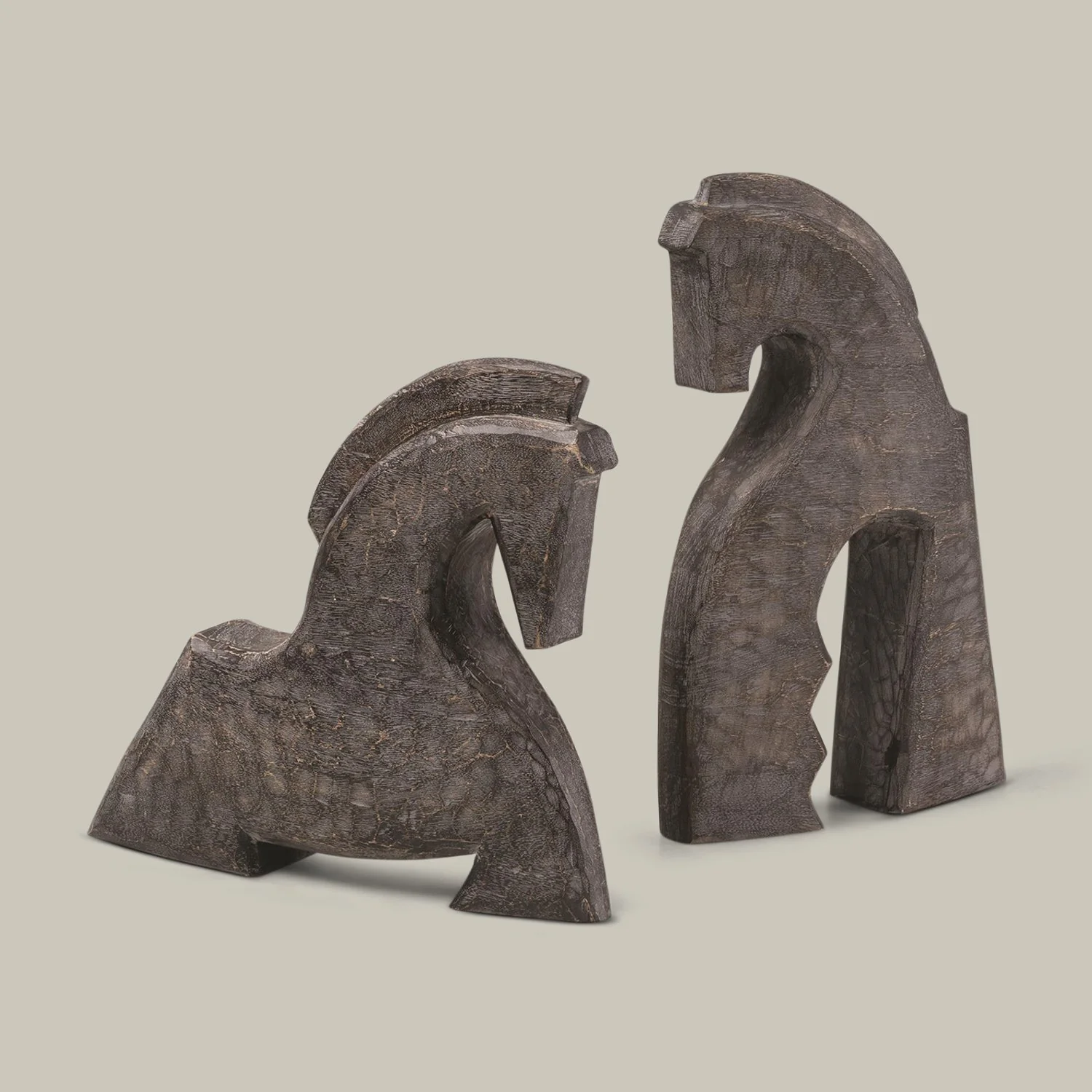 Cheval Object - Image 5