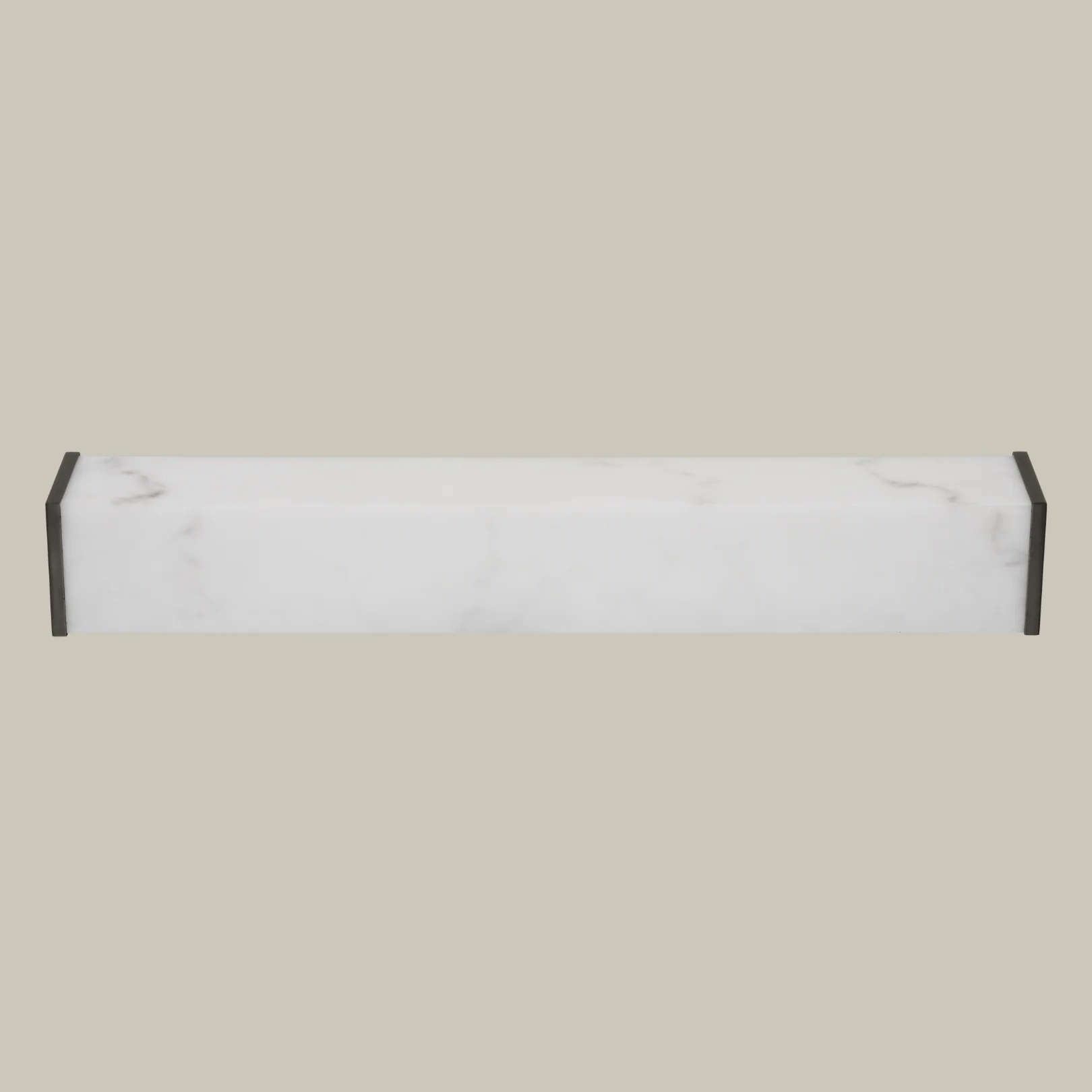 Cleor Large LED Sconce - Image 10