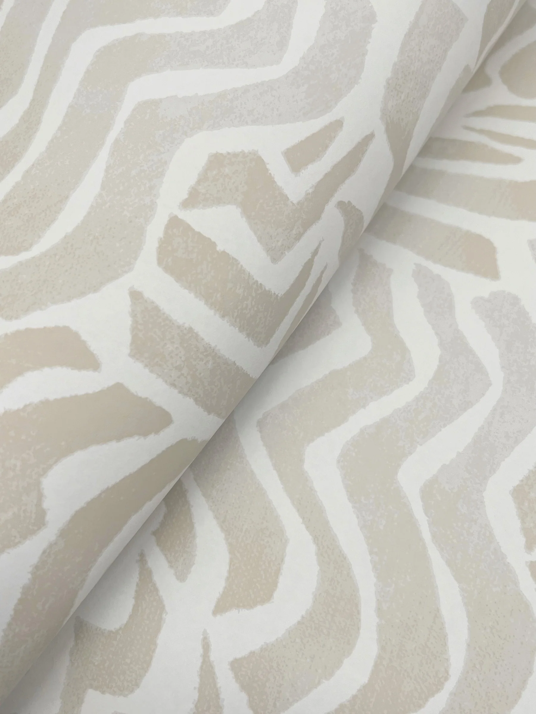 Zora Wave Taupe Wallpaper - Image 3