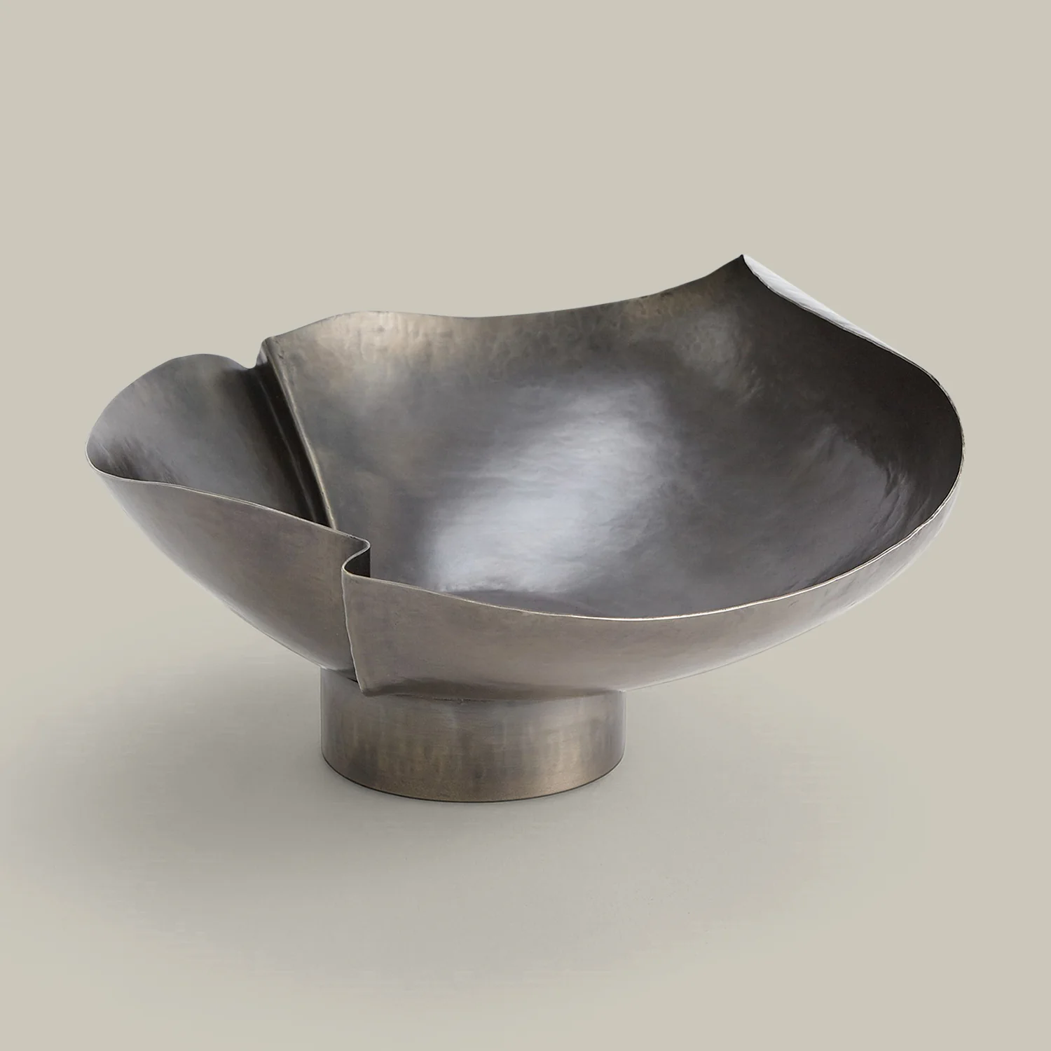 Creased Rolled Bowls - Image 5