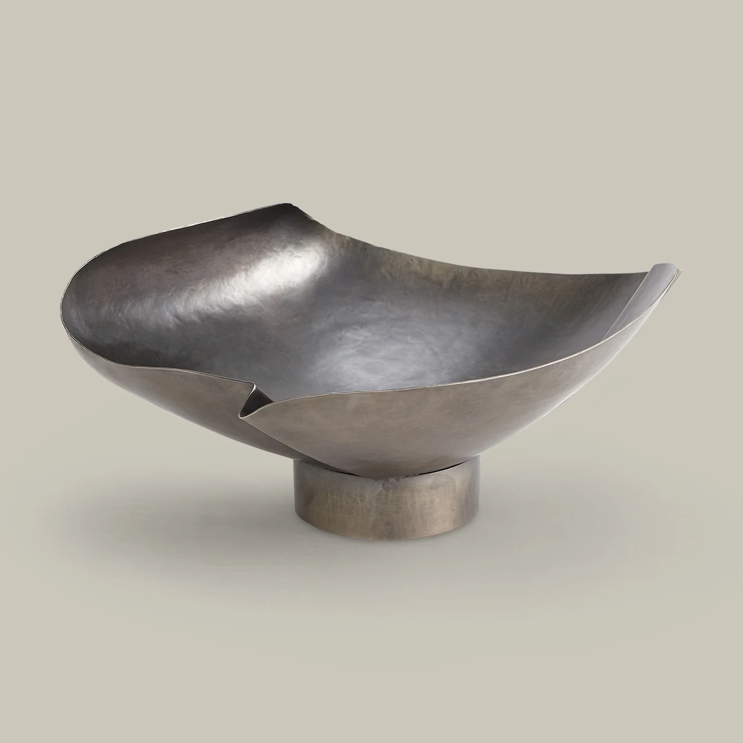 Creased Rolled Bowls - Image 6