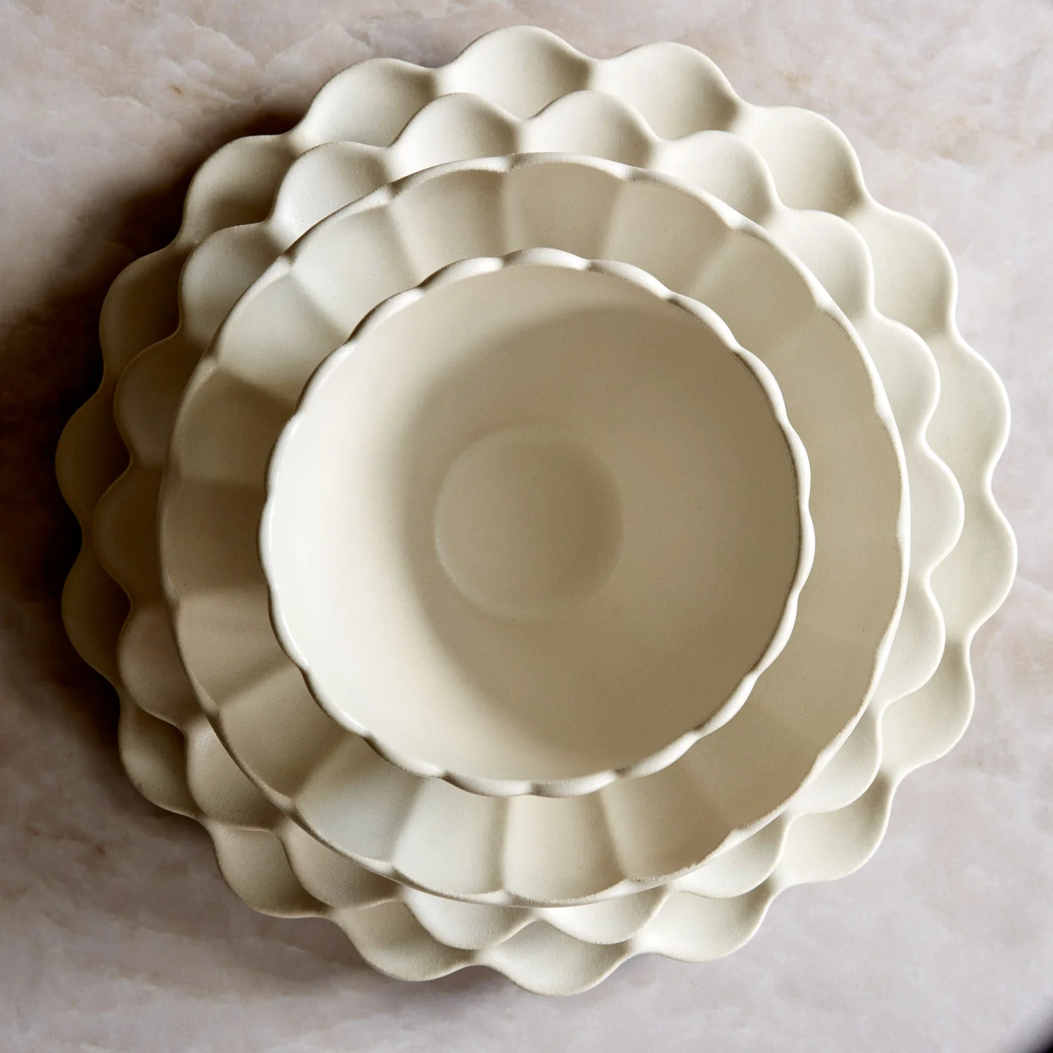 Dhalia Stoneware, 16-Piece Dinnerware Set (White) - Image 3
