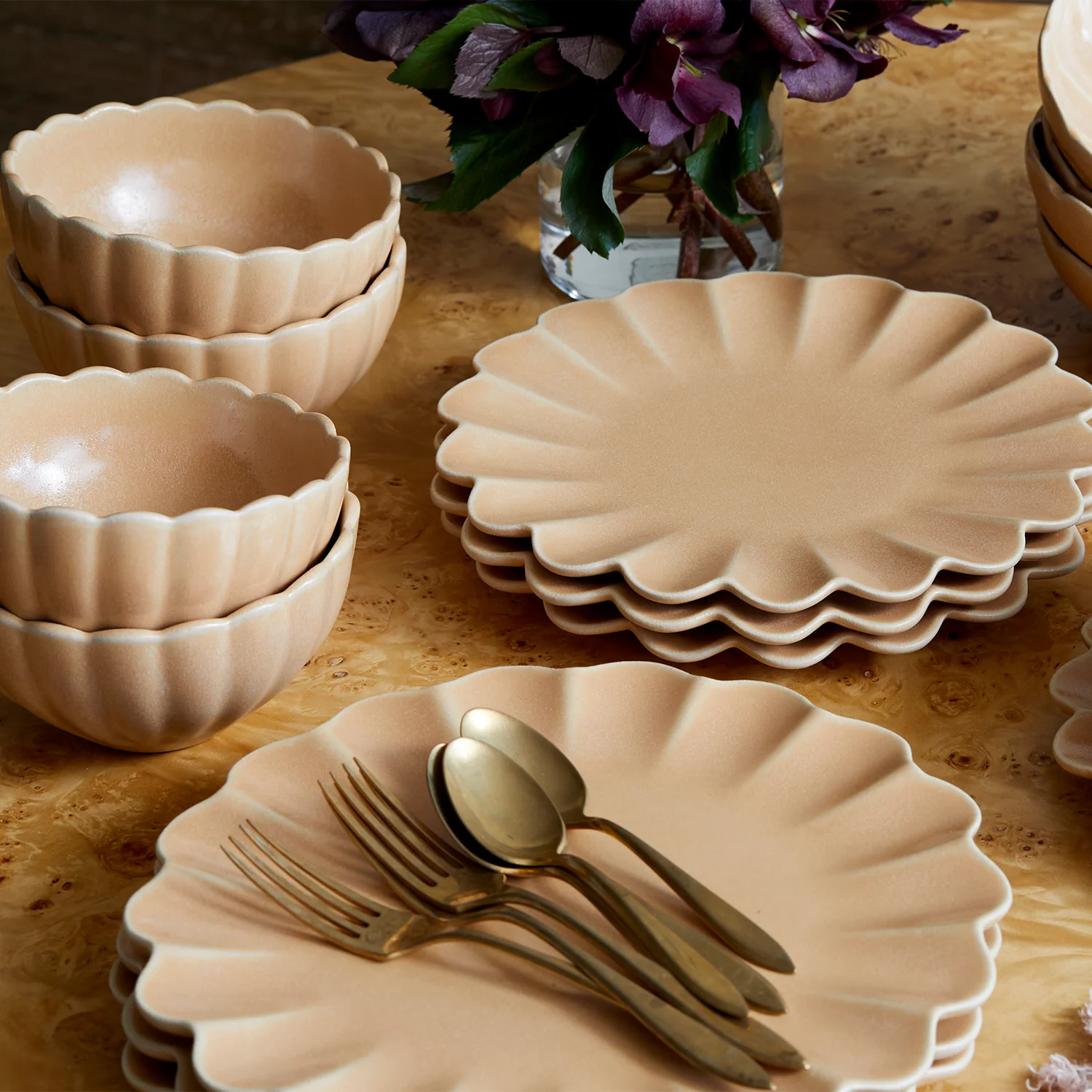 Dhalia Stoneware Bowl, Set of 4 (Camel) - Image 6