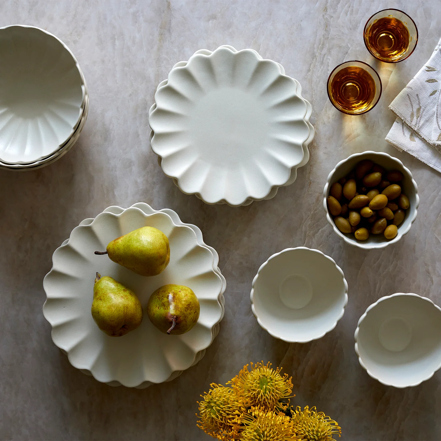 Dhalia Stoneware Pasta Bowl, Set of 4 (White) - Image 4
