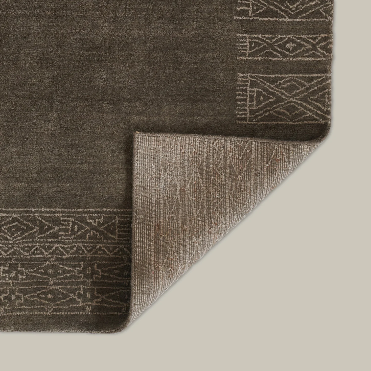 Falaise Camille Rug (Grey) - Image 5