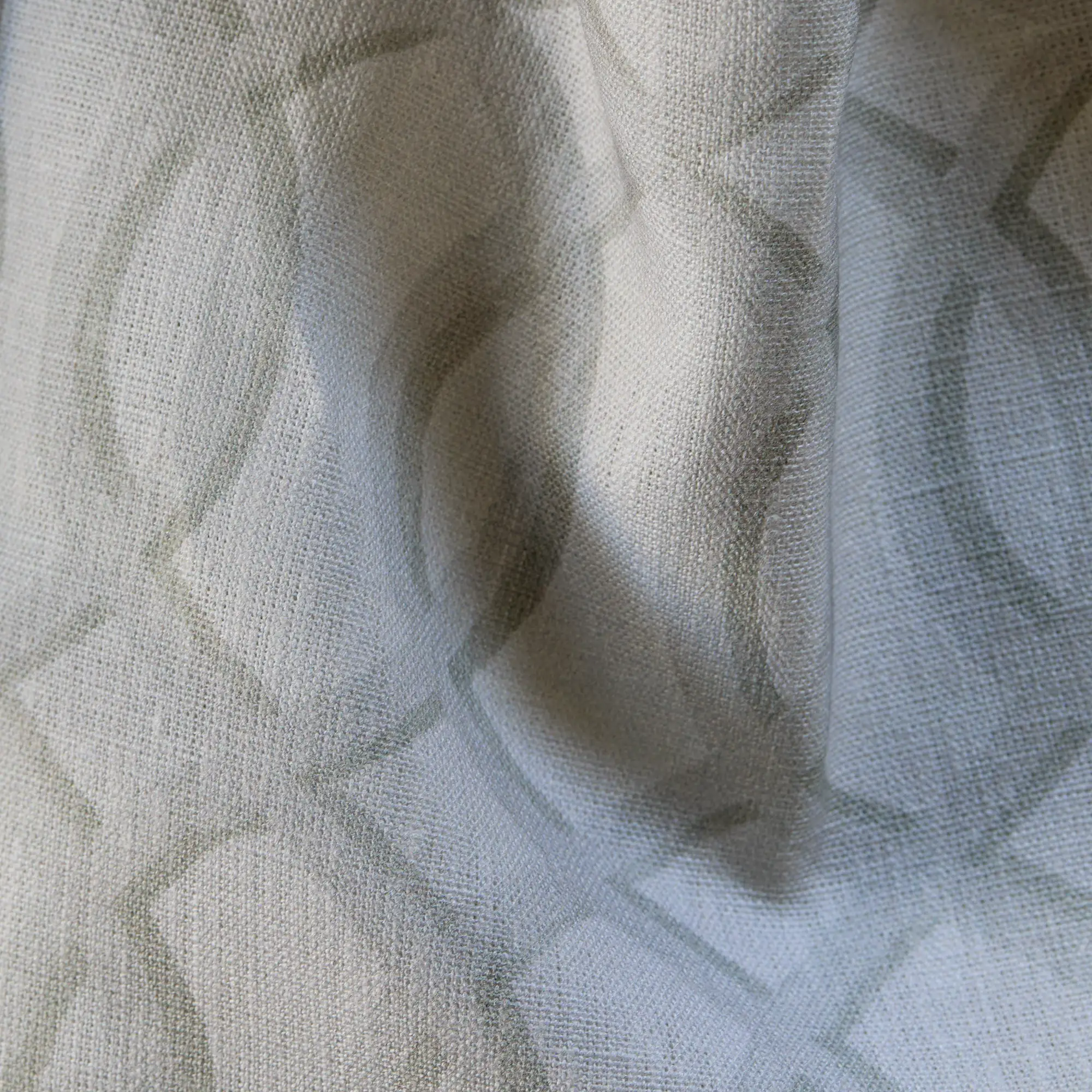 Gate Work Lattice Linen Pillow - Image 4