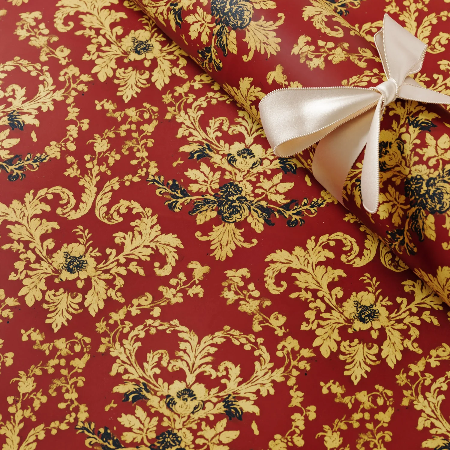 Damask Wrapping Paper - Image 3