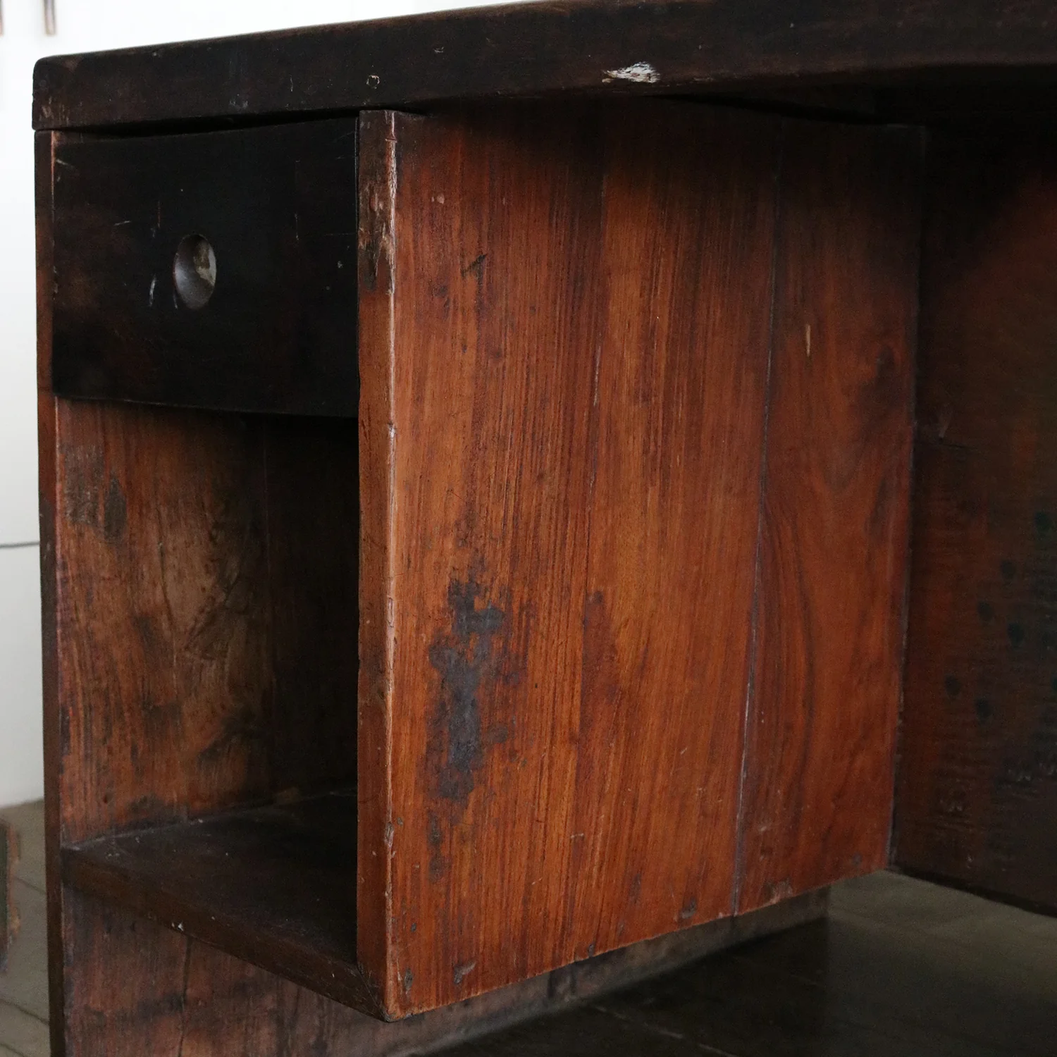 Pigeonhole Desk (ca. 1957–1958) by Pierre Jeanneret - Image 4