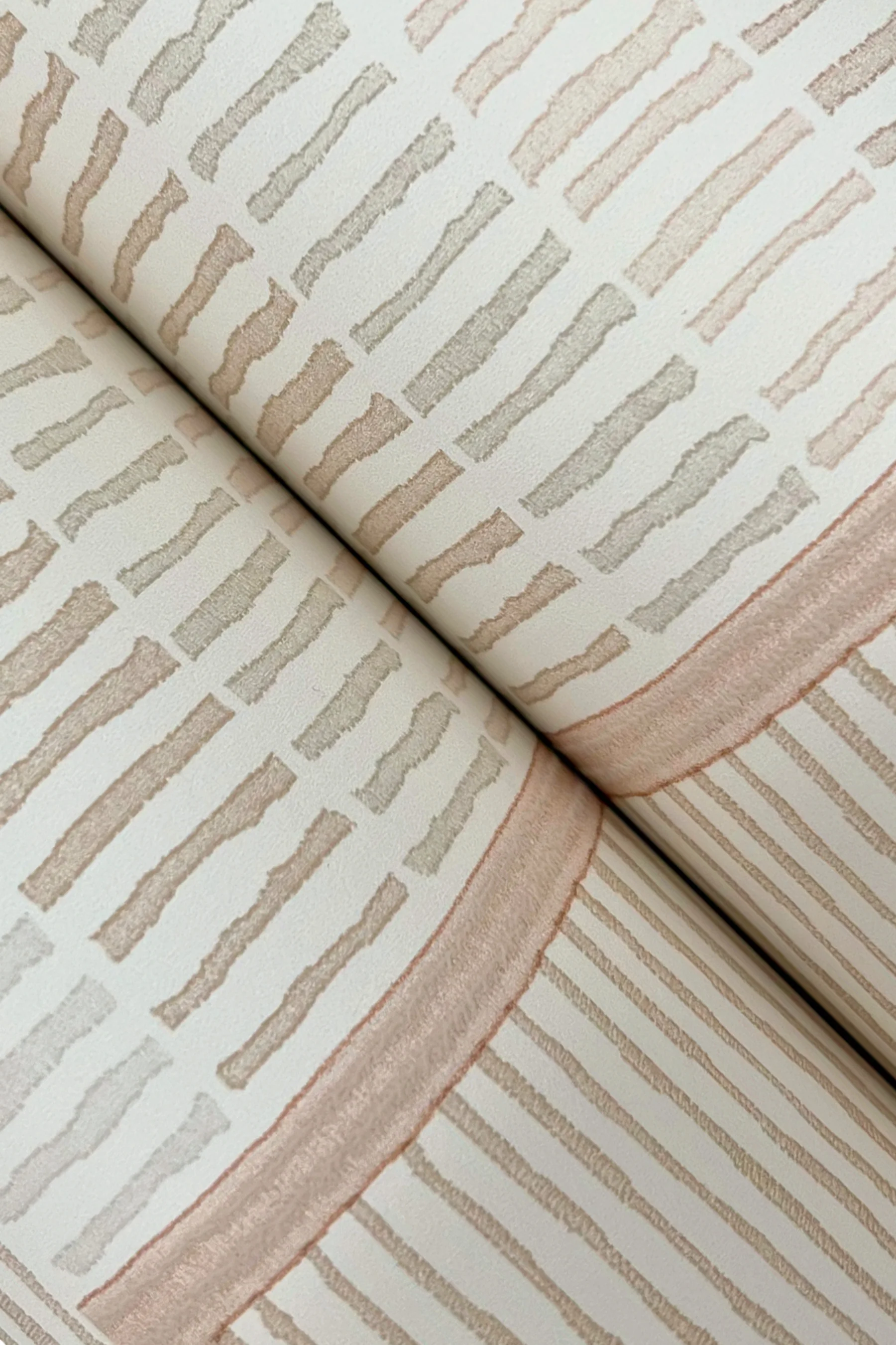 La Broderie Blush Wallpaper - Image 3