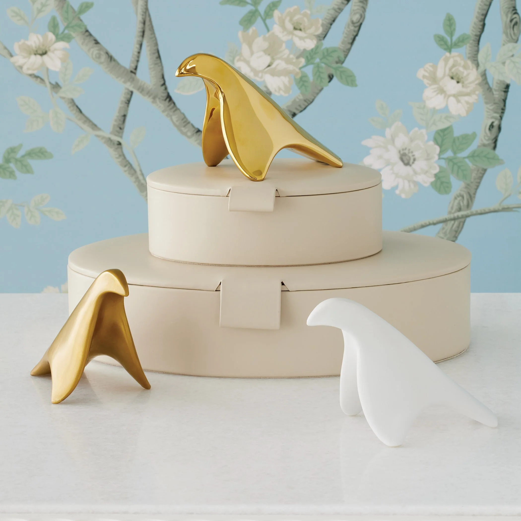 Les Animaux: Colombe (Matte Gold) - Image 2