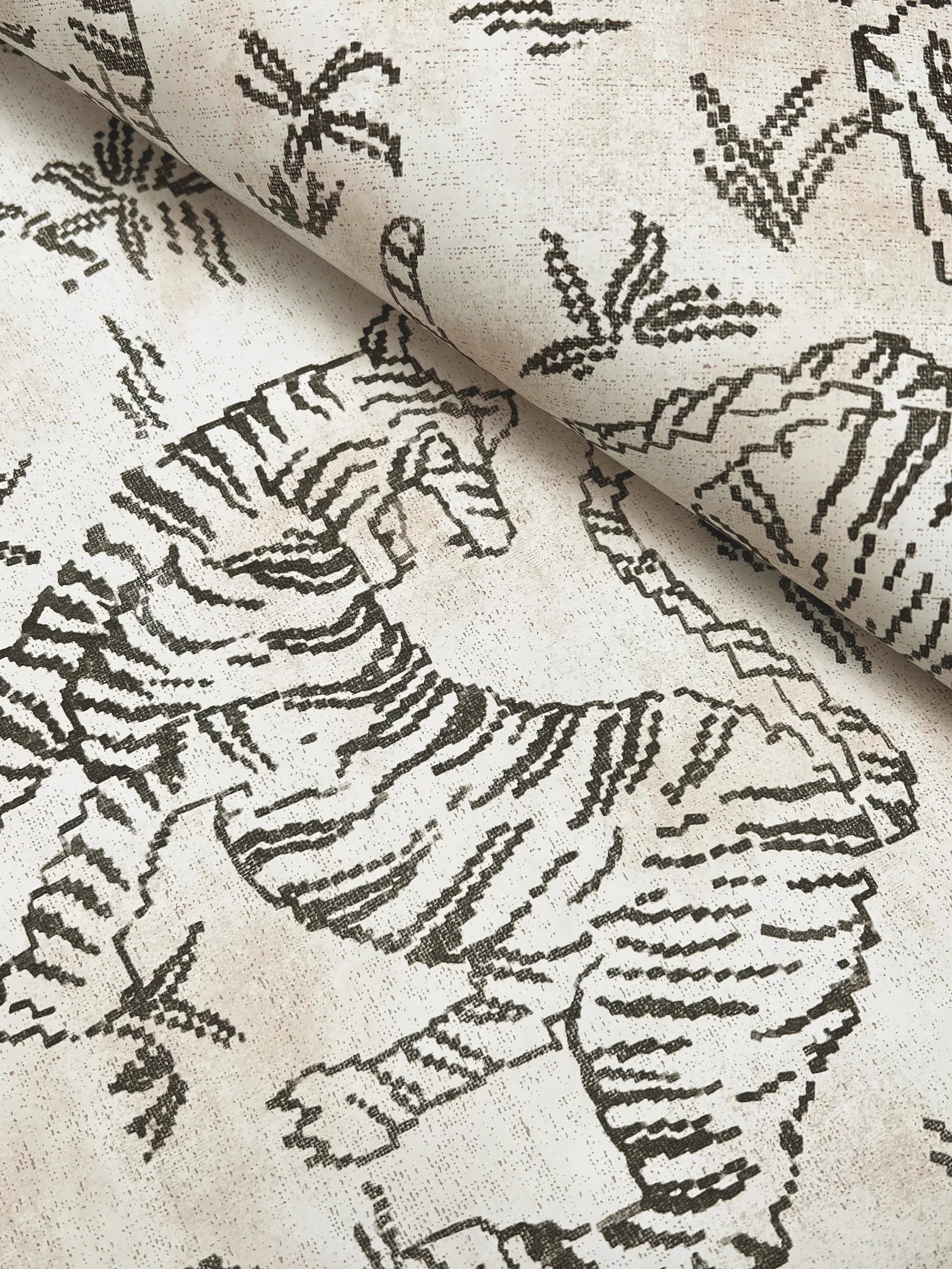 Orly Tigers White Wallpaper - Image 3