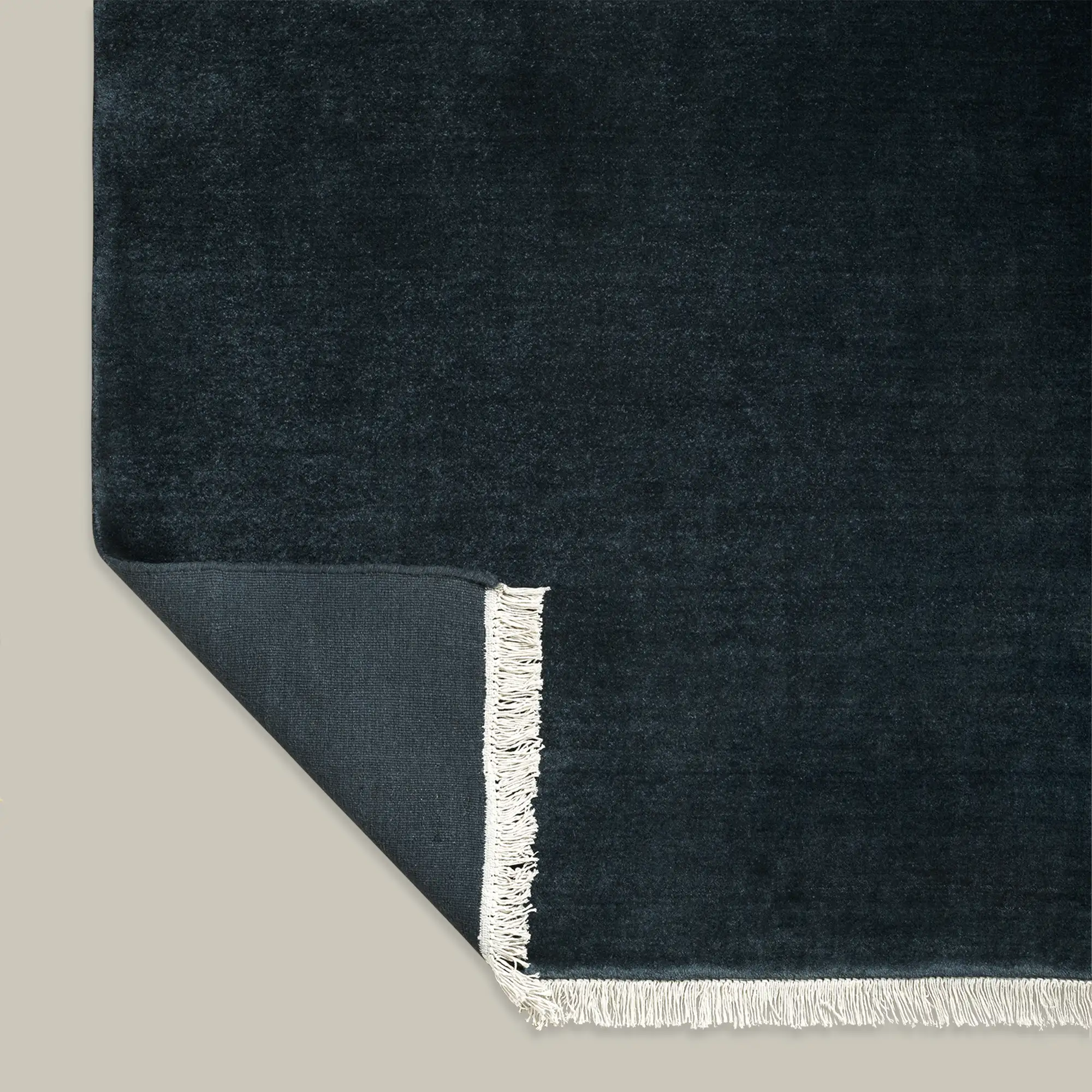 Plume Handmade Wool Rug (Dark Indigo) - Image 2