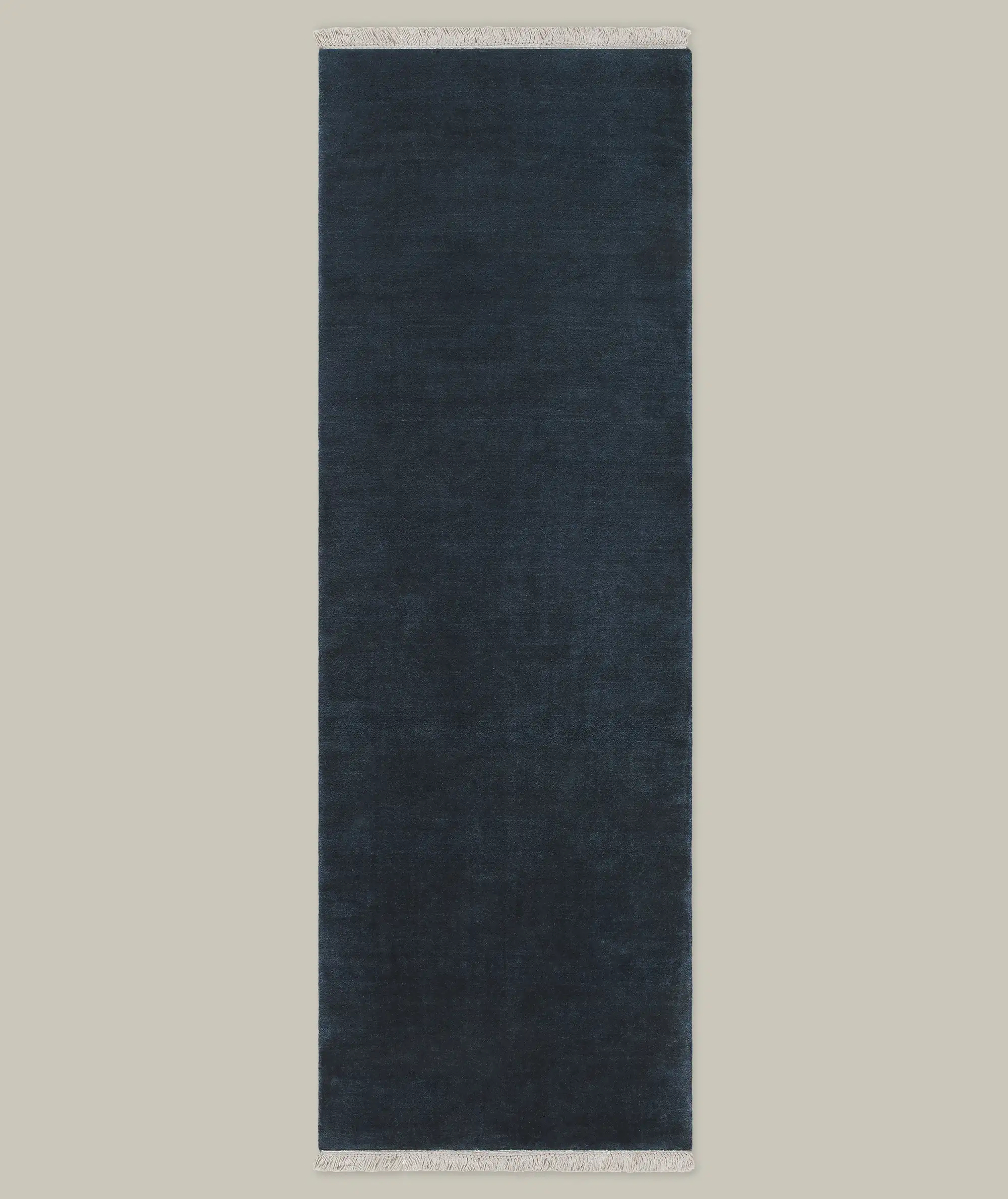 Plume Handmade Wool Rug (Dark Indigo) - Image 4