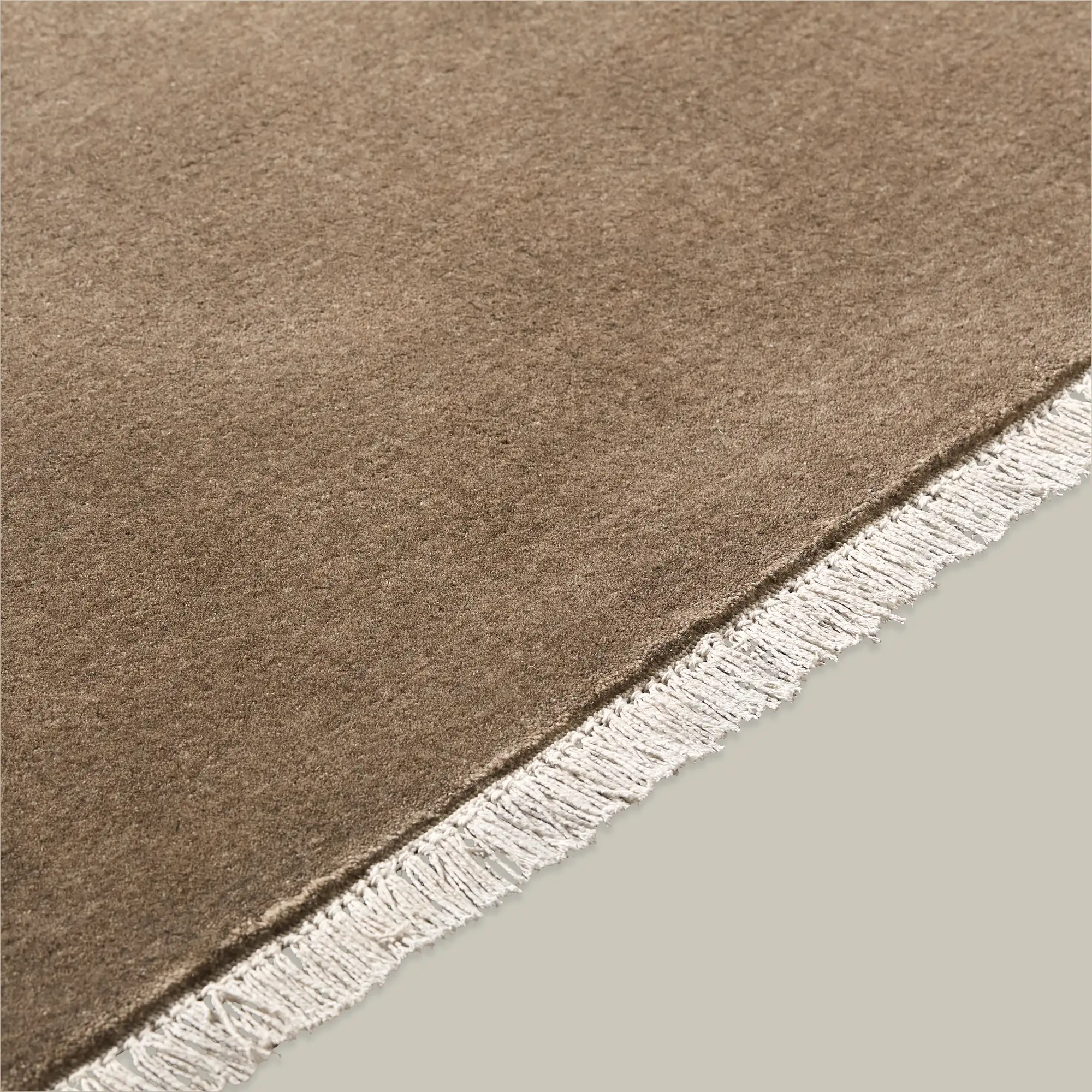 Plume Handmade Wool Rug (Desert Tan) - Image 4