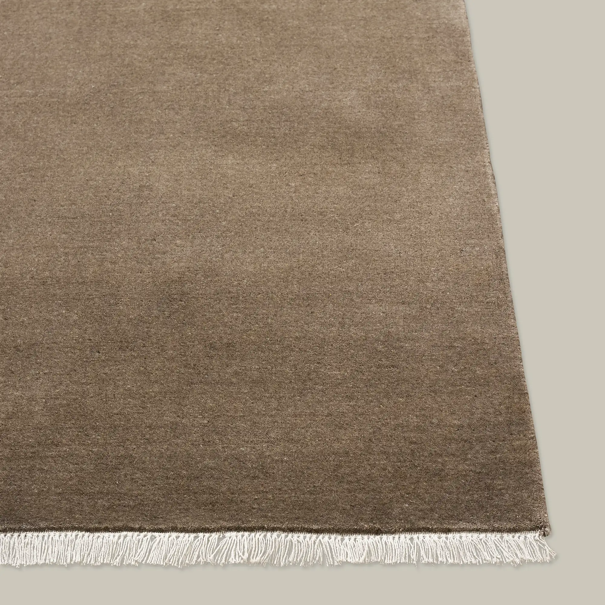 Plume Handmade Wool Rug (Desert Tan) - Image 5