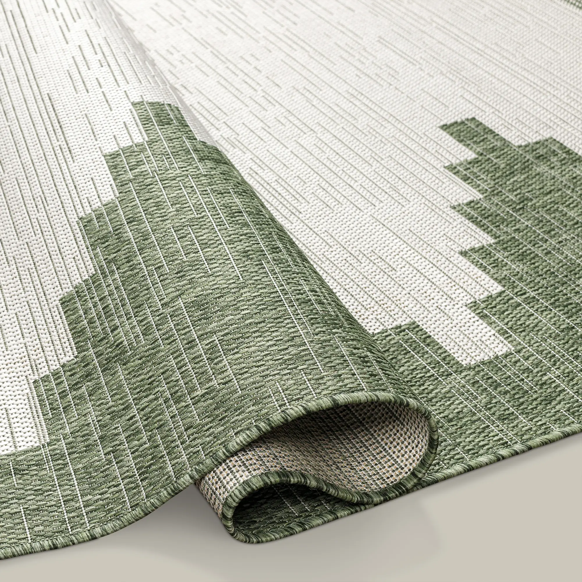 Cottier Outdoor Rug - Green - Image 4