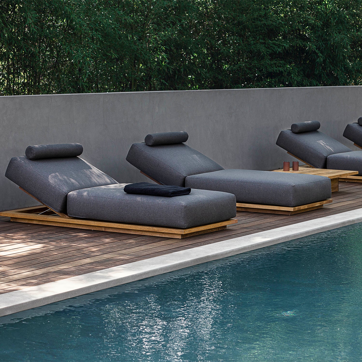 S2 Teak Chaise Lounge - Image 2