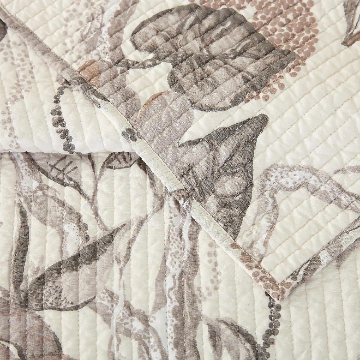 Snake Floral Quilt Collection - Image 7