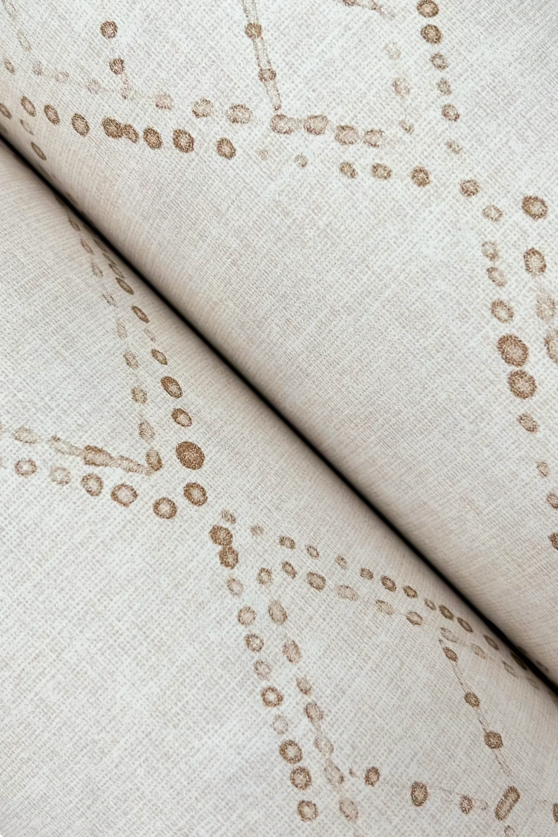 Souk Diamonds Gold Wallpaper - Image 3