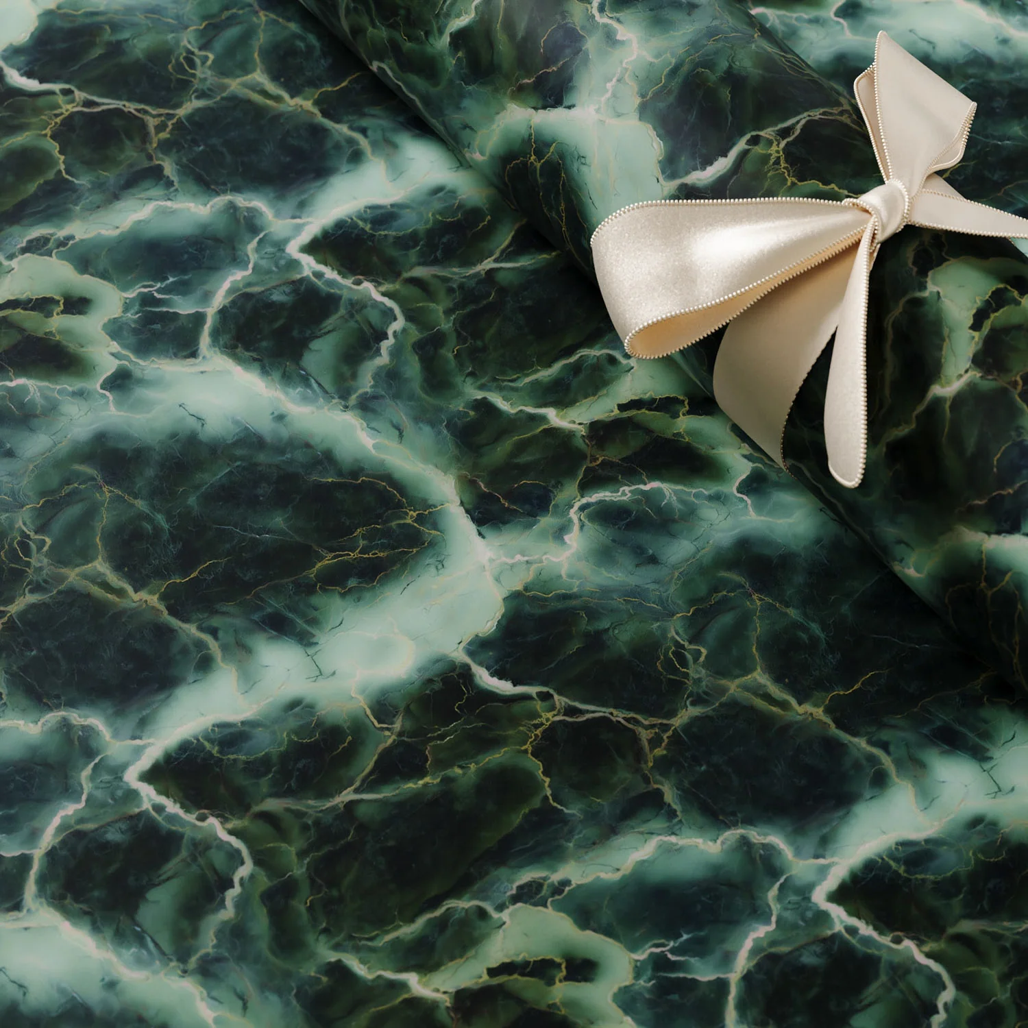 Verde Alpi Gift Wrapping Paper - Image 3