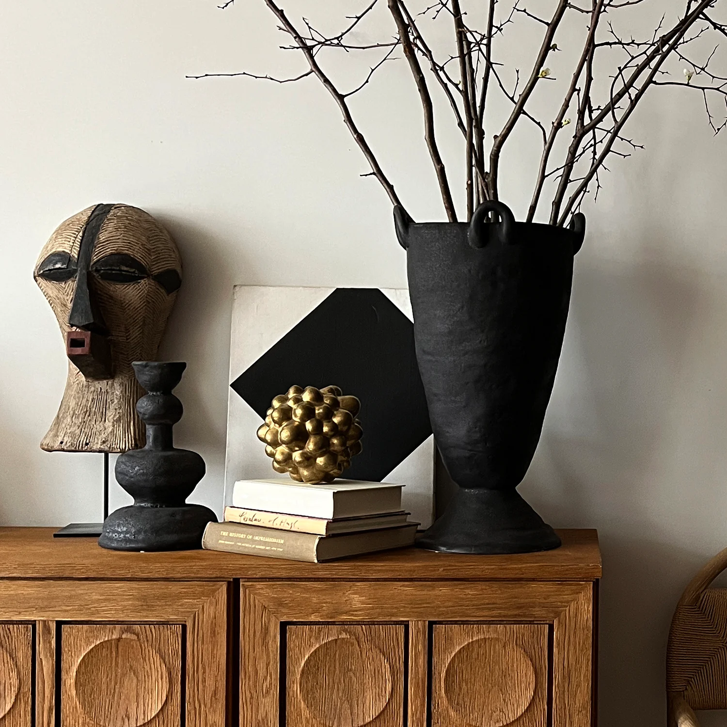 Victoire Vase (Black) - Image 5