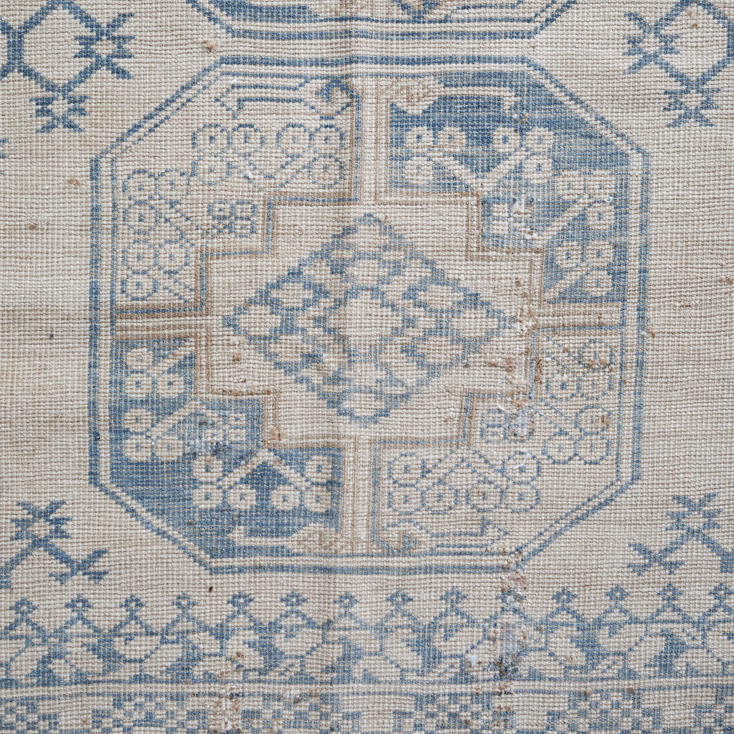 Vintage 1960's Northeast Persian Turkman rug - 8'9" x 11'4" - Image 3