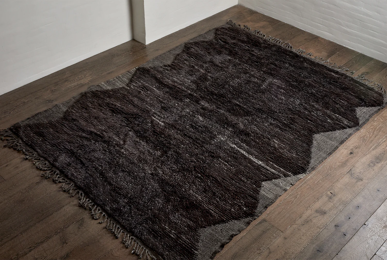 Vintage Handmade Brancusi Inspired Shag Rug - 8’ x10' - Image 3