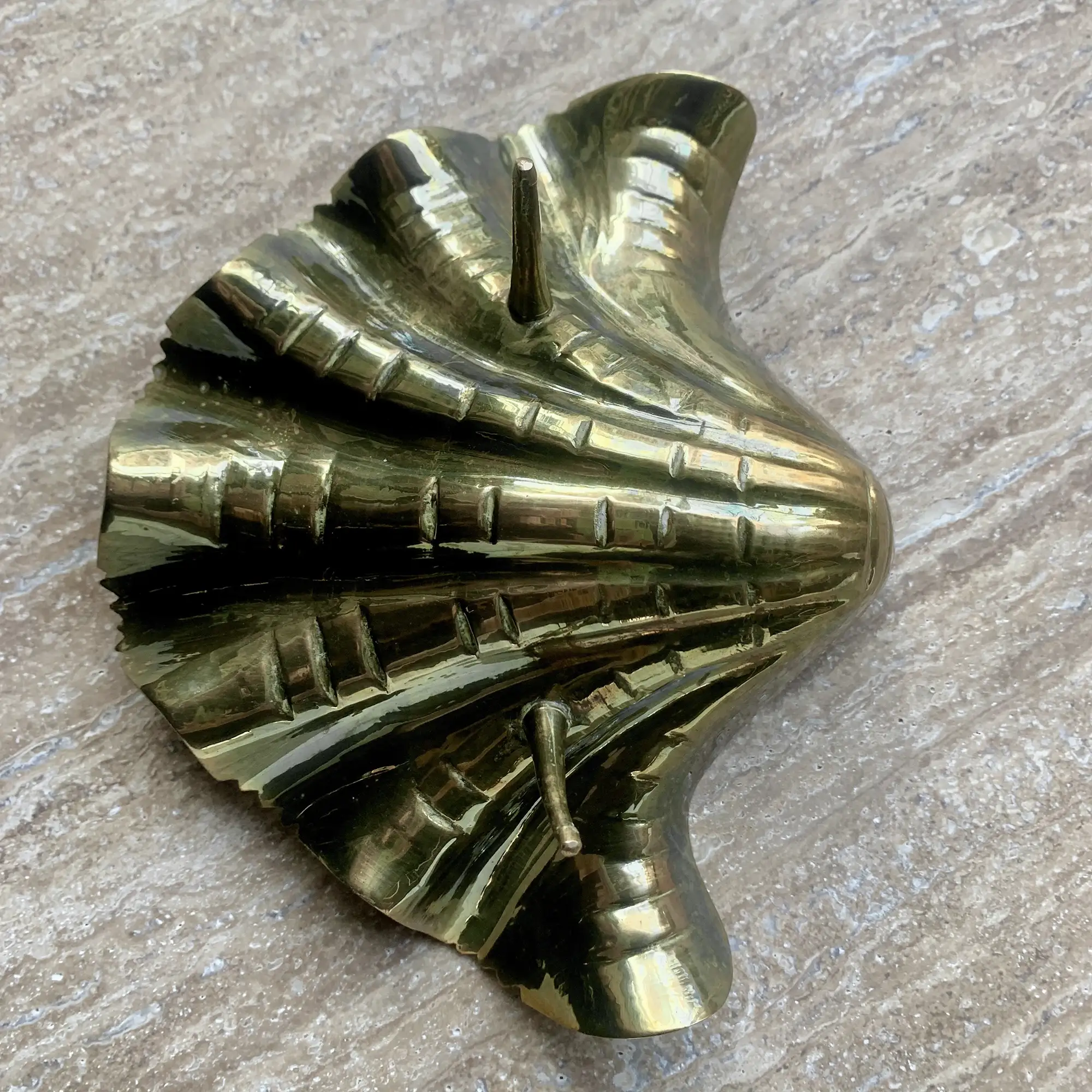 Vintage Hollywood Regency style brass shell dish - Image 6